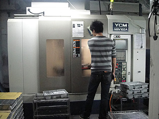 YCM 机械加工中心